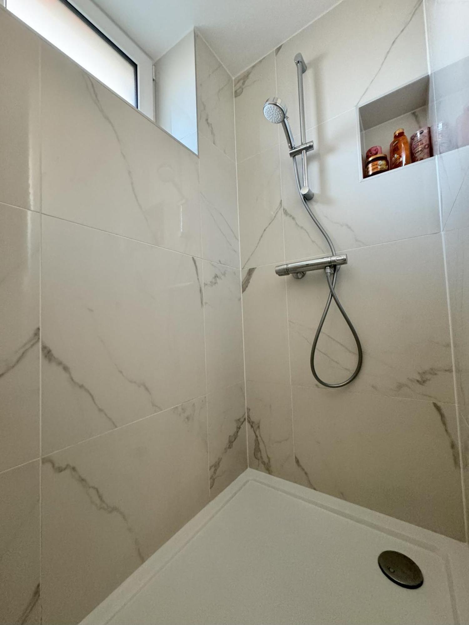 Joli Appartement Dans Une Maison Remise A Neuf 米特豪斯博恩 外观 照片