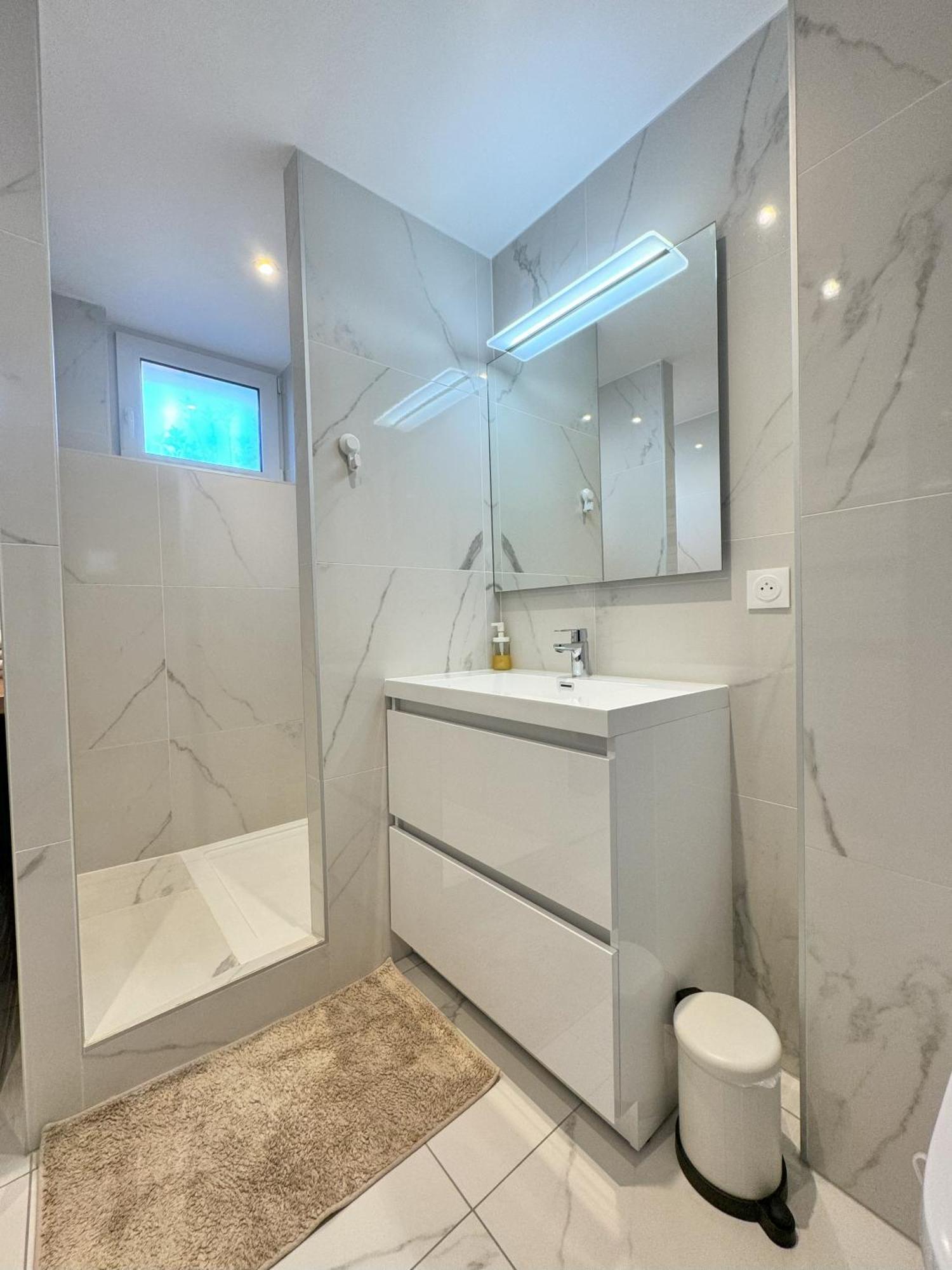 Joli Appartement Dans Une Maison Remise A Neuf 米特豪斯博恩 外观 照片